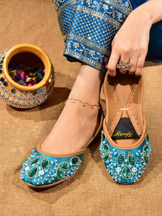 Arzoo Women's Fancy Khussa by Heeriye