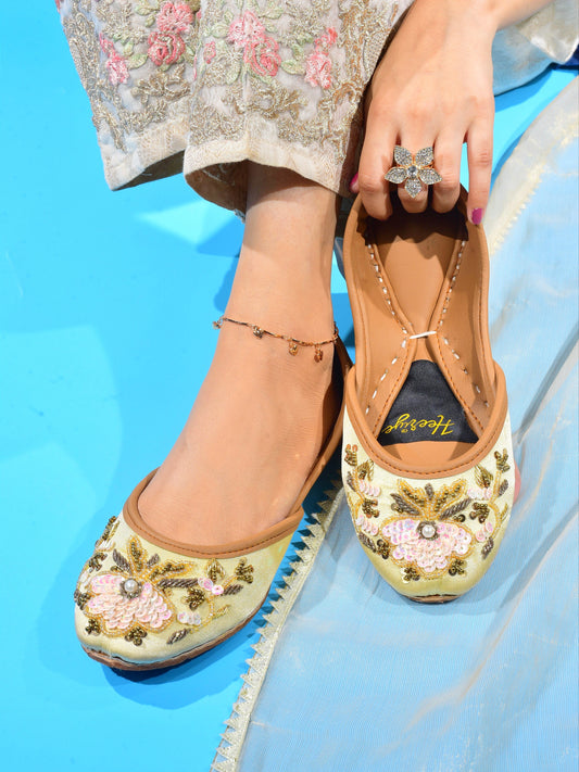 Rani Women's Fancy Khussa by Heeriye